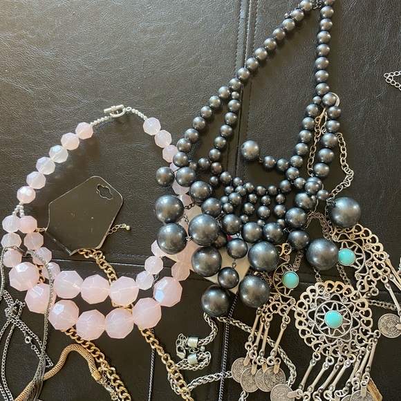 Bold Statement Necklace Lot! Urban Outfitters H&M - Picture 2 of 4